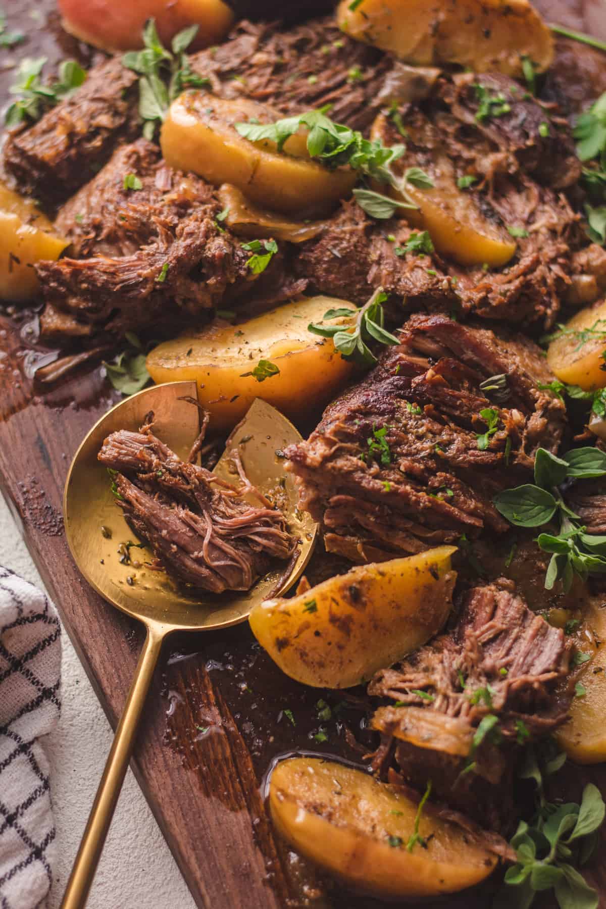 BALSAMIC BRAISED BEEF WITH PEARS