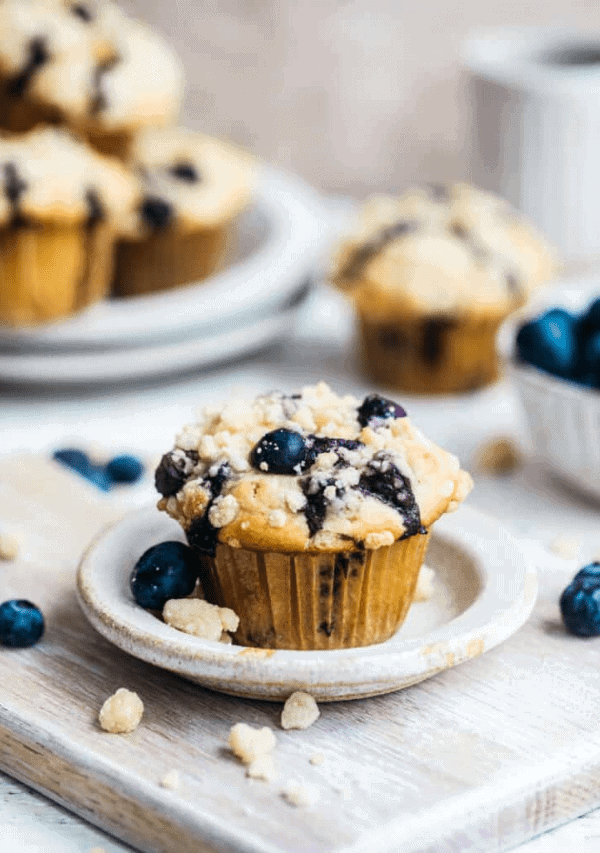 blueberry crumb cake