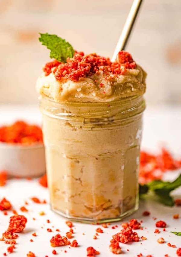 cropped-edible-sugar-cookie-dough-2.jpg