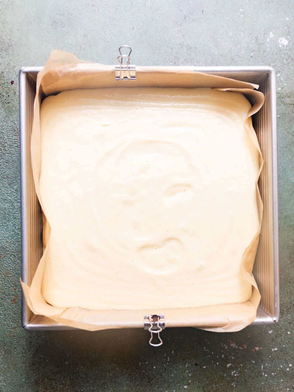 lemon filling poured on top of the graham cracker crust. 