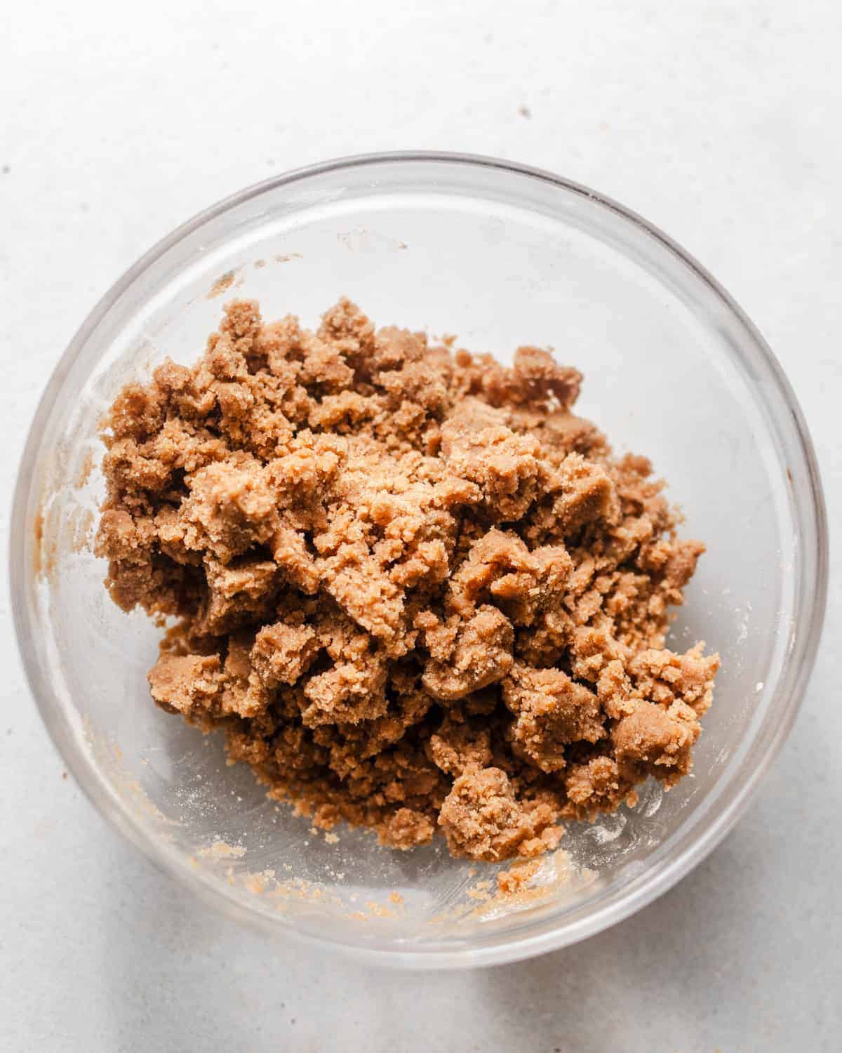 streusel mixed together in a bowl.